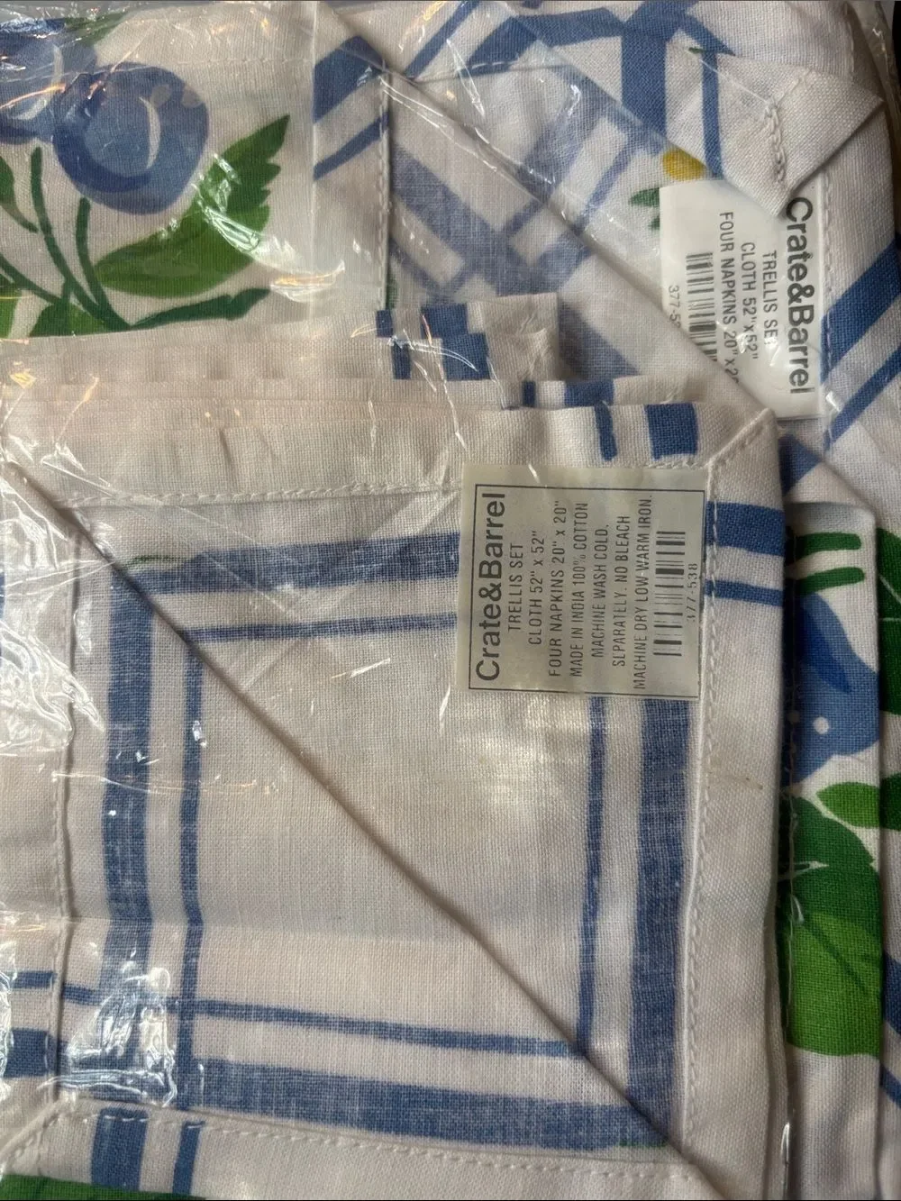 Vintage Crate&Barrel Cotton Trellis Tablecloth / 4 Napkins Set~ NWT